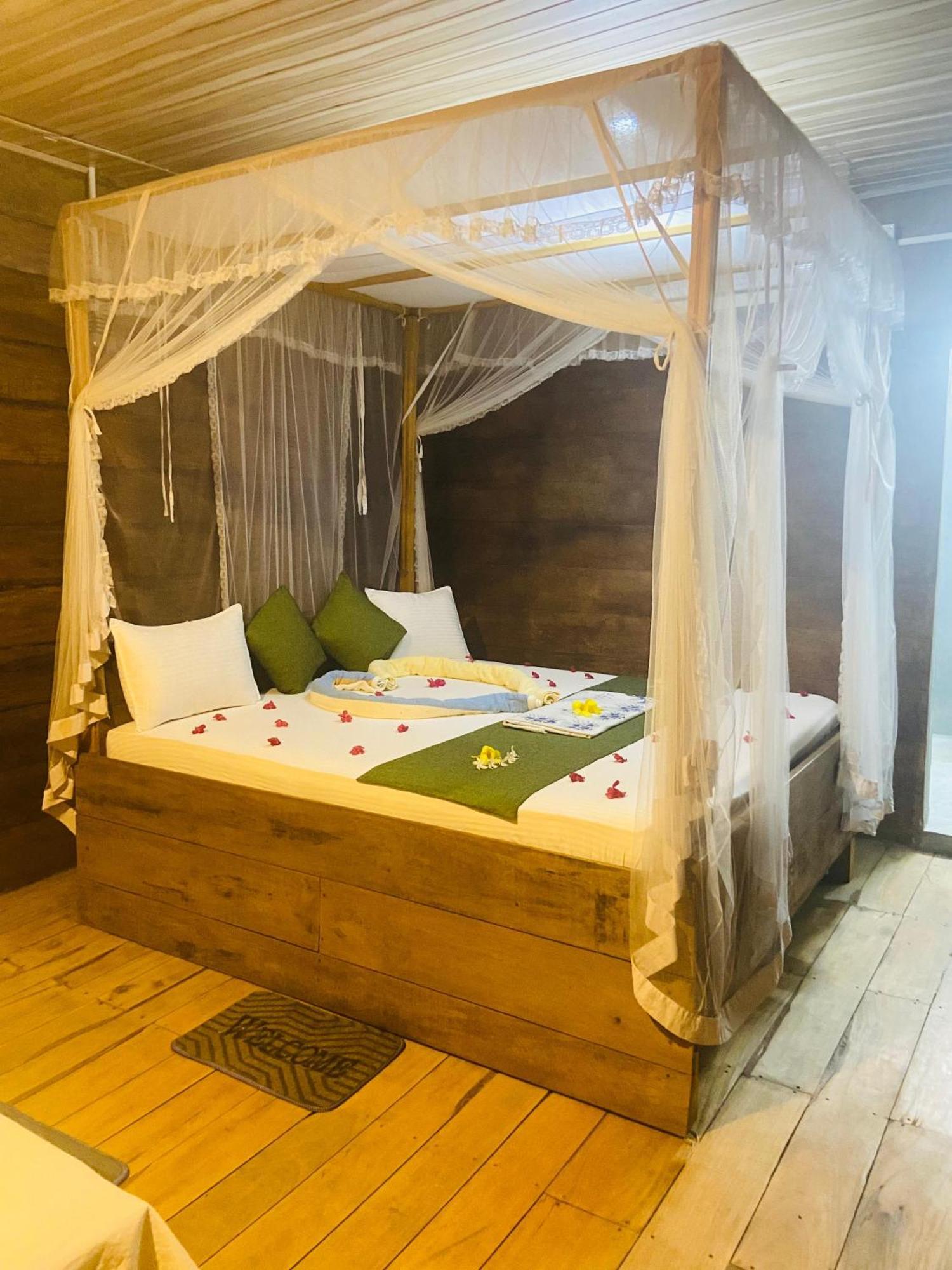Coconut Island Yala Safari Place Tissamaharama Dış mekan fotoğraf